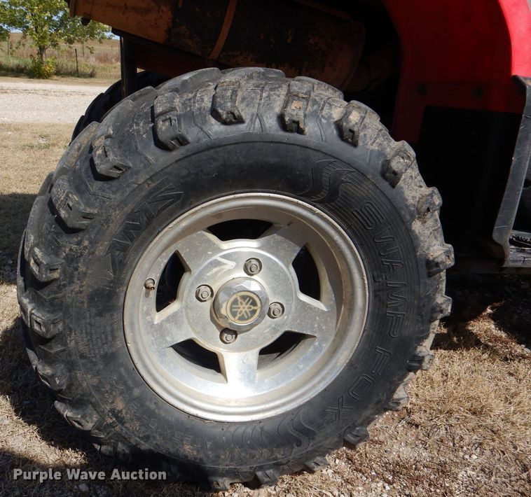image for item DN5269 2004 Yamaha Grizzly 660  ATV