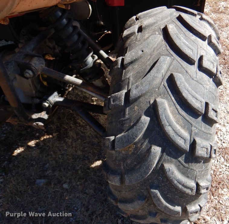 image for item DN5269 2004 Yamaha Grizzly 660  ATV