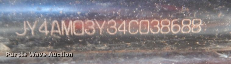 image for item DN5269 2004 Yamaha Grizzly 660  ATV