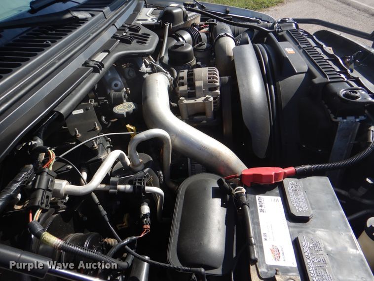 image for item DN6510 2005 Ford F450 Super Duty XLT  SuperCab flatbed truck