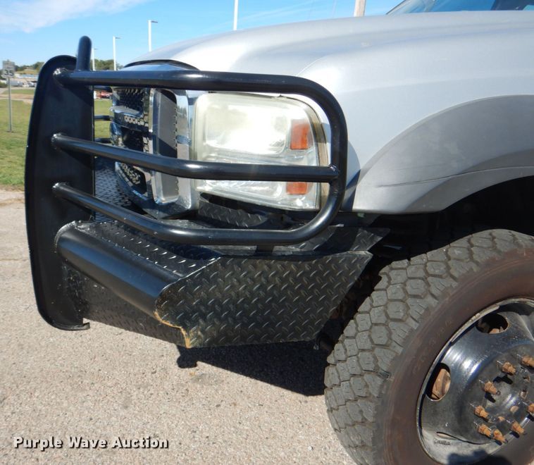 image for item DN6510 2005 Ford F450 Super Duty XLT  SuperCab flatbed truck