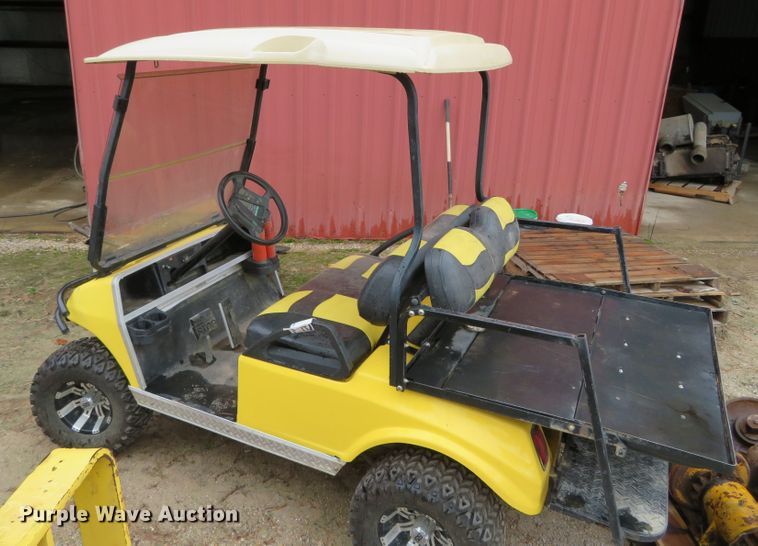 image for item DN7786 Club Car  utility vehicle