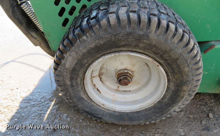 image for item DN7792 2011 Billy Goat OS901SPH  overseeder