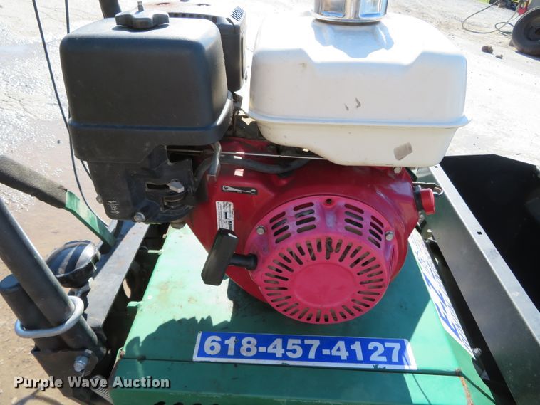 image for item DN7792 2011 Billy Goat OS901SPH  overseeder