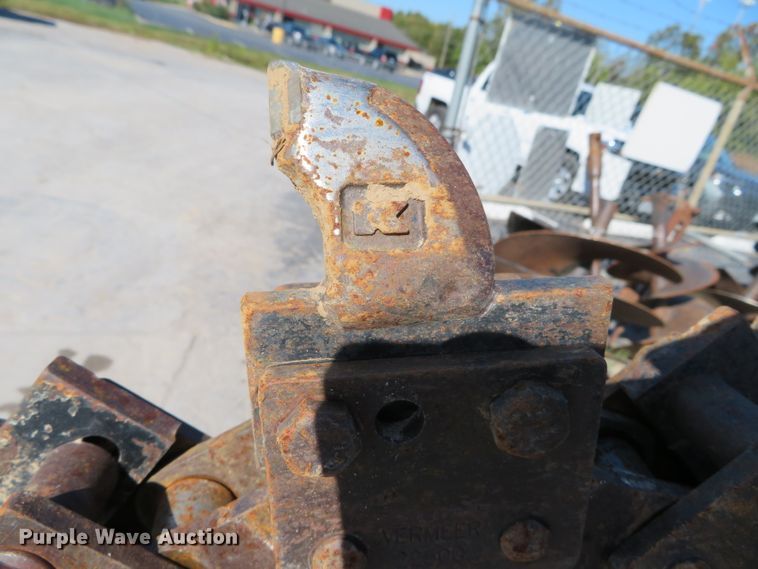 image for item DN7794 2017 Vermeer RTX130  trencher