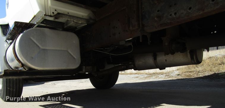 image for item EV9367 2007 International 4200  box truck