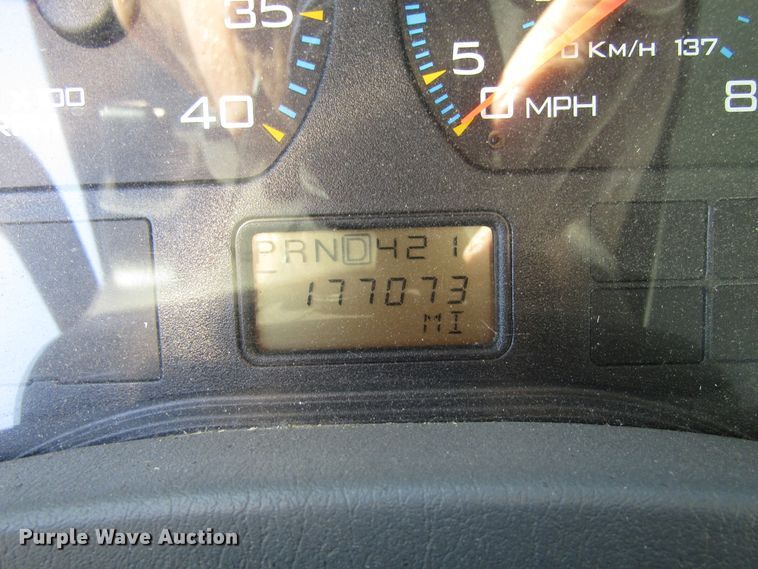 image for item EV9367 2007 International 4200  box truck