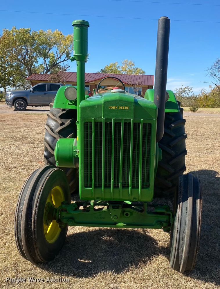 image for item EX9658 1949 John Deere D  tractor