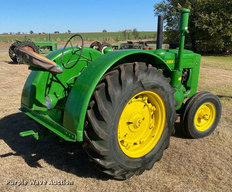 image for item EX9658 1949 John Deere D  tractor