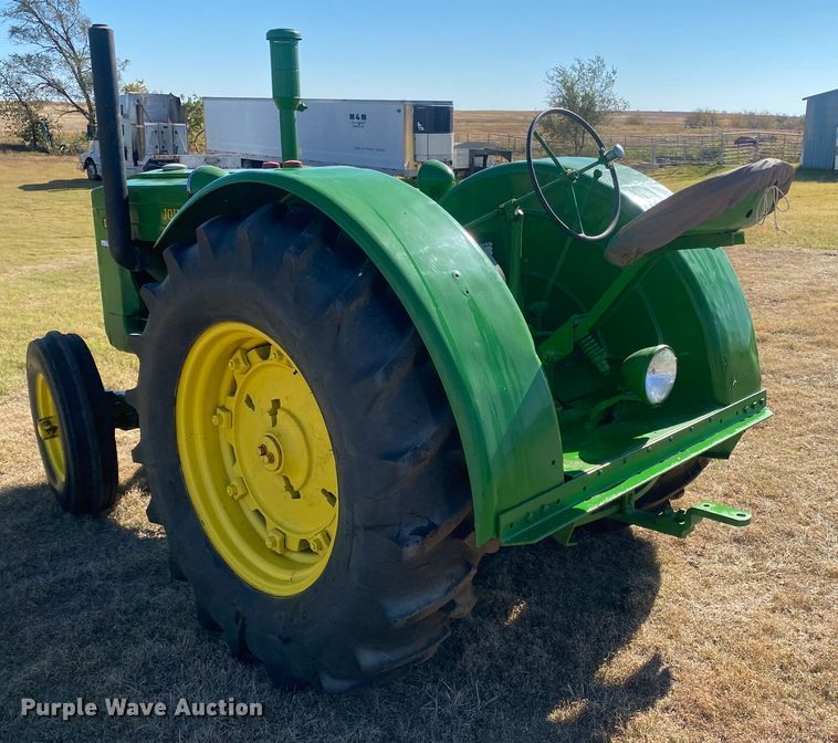 image for item EX9658 1949 John Deere D  tractor