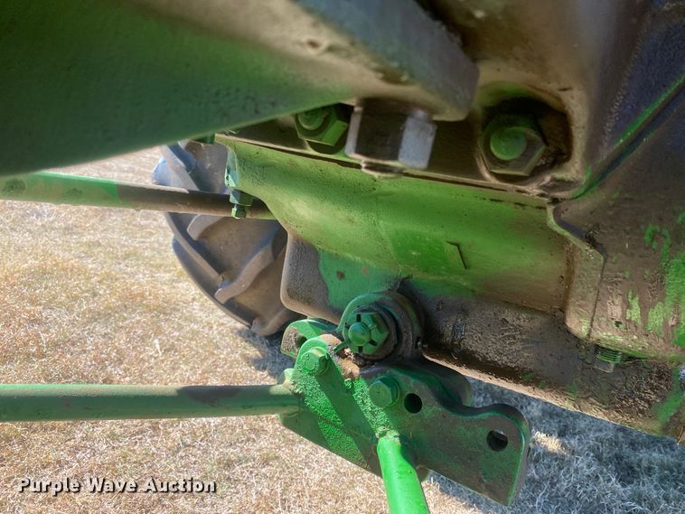 image for item EX9658 1949 John Deere D  tractor