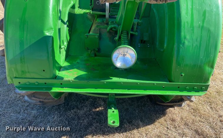 image for item EX9658 1949 John Deere D  tractor