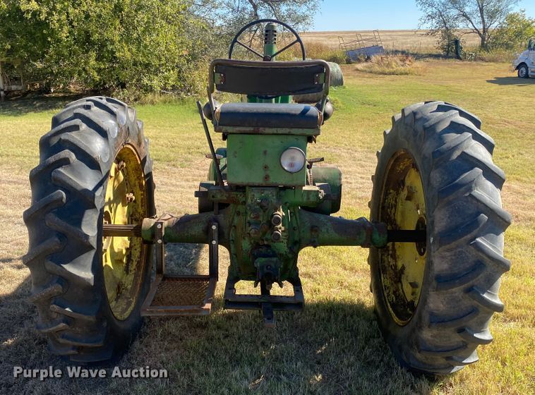 image for item EX9663 1949 John Deere A  tractor