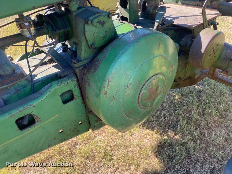 image for item EX9663 1949 John Deere A  tractor