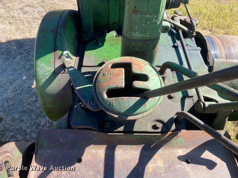 image for item EX9663 1949 John Deere A  tractor