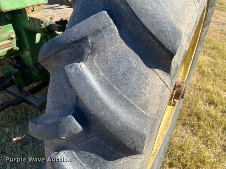 image for item EX9663 1949 John Deere A  tractor