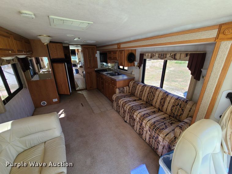 image for item EZ9185 2000 Holiday Rambler Ambassador  RV