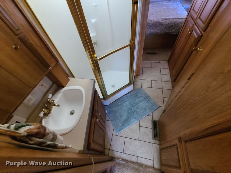 image for item EZ9185 2000 Holiday Rambler Ambassador  RV