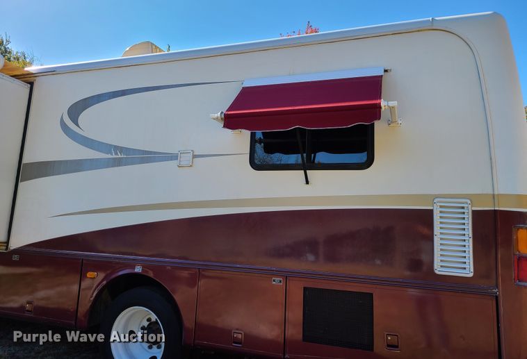 image for item EZ9185 2000 Holiday Rambler Ambassador  RV