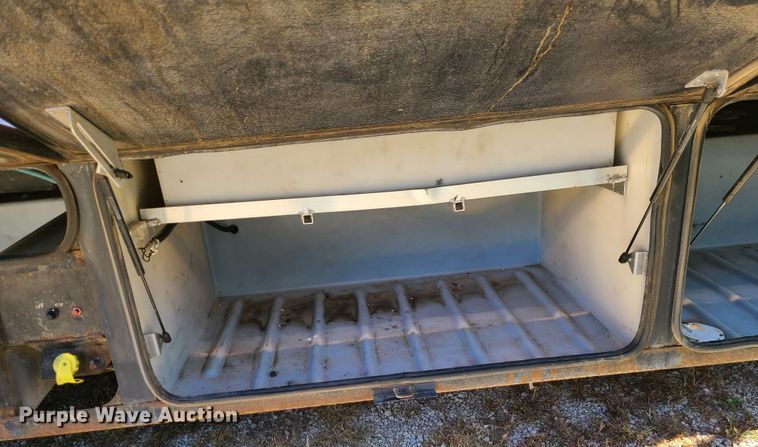 image for item EZ9185 2000 Holiday Rambler Ambassador  RV