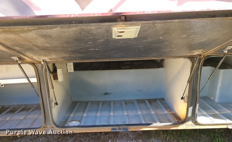 image for item EZ9185 2000 Holiday Rambler Ambassador  RV