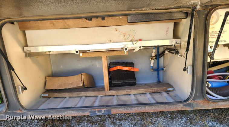 image for item EZ9185 2000 Holiday Rambler Ambassador  RV