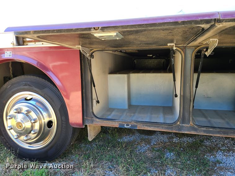 image for item EZ9185 2000 Holiday Rambler Ambassador  RV