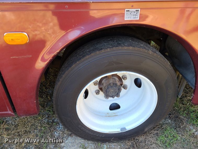 image for item EZ9185 2000 Holiday Rambler Ambassador  RV