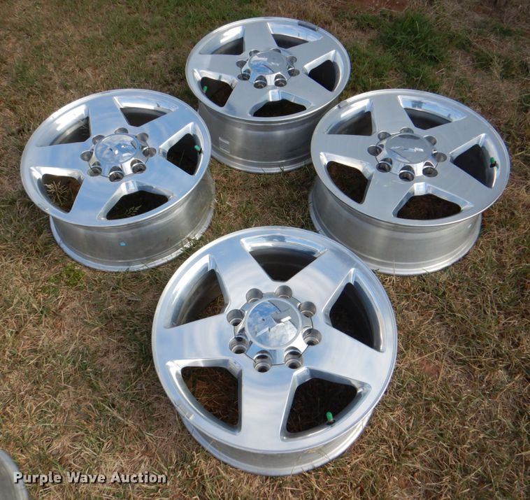 image for item FW9311 (4) Chevrolet pickup truck wheels