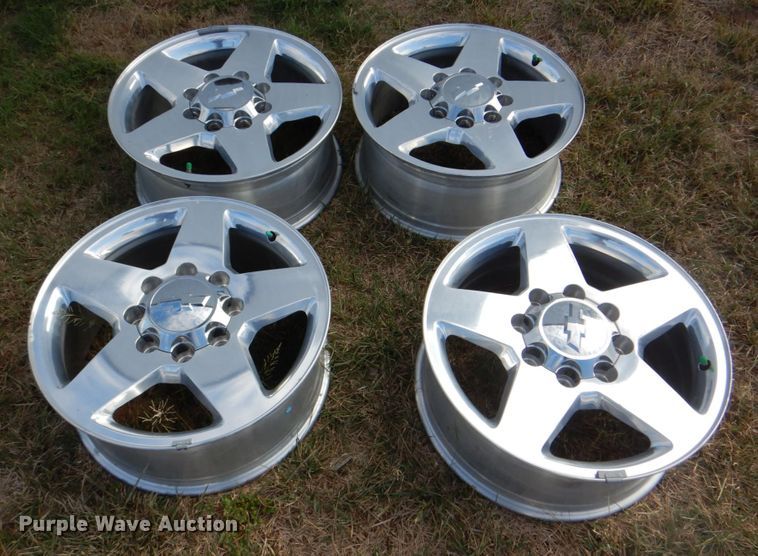 image for item FW9311 (4) Chevrolet pickup truck wheels