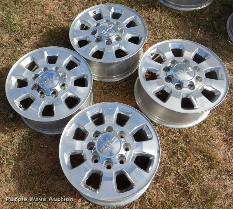 image for item FW9312 (4) GMC pickup truck wheels