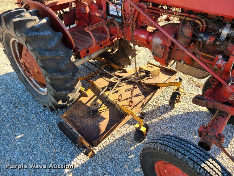 image for item GO9449 Farmall  tractor