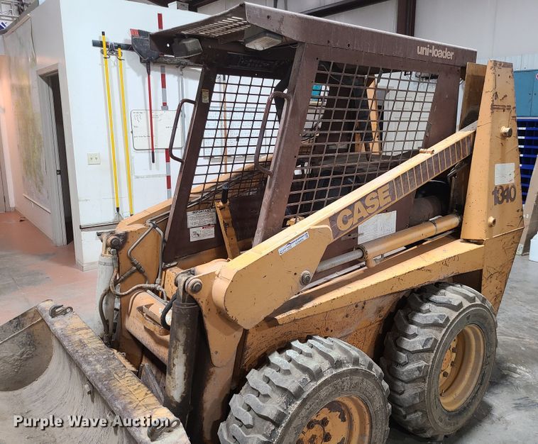 image for item GO9455 1994 Case 1840  skid steer loader
