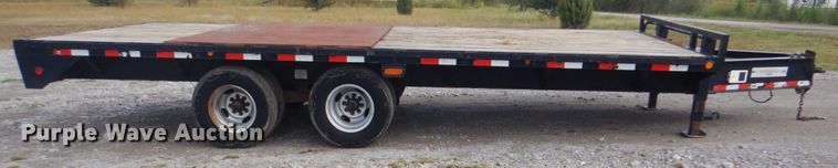 image for item HT9450 2010 Load Max  utility trailer