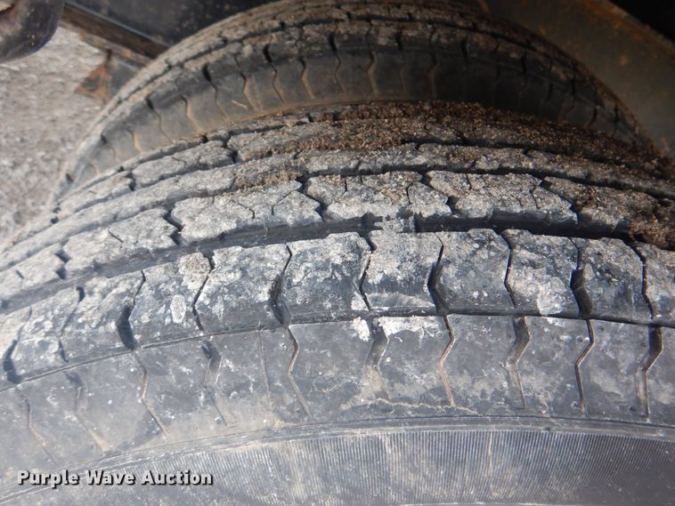 image for item HT9450 2010 Load Max  utility trailer