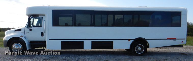 image for item HT9477 2009 International 3200  shuttle bus