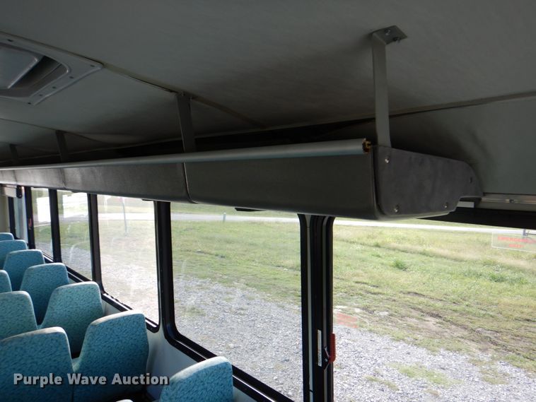 image for item HT9477 2009 International 3200  shuttle bus