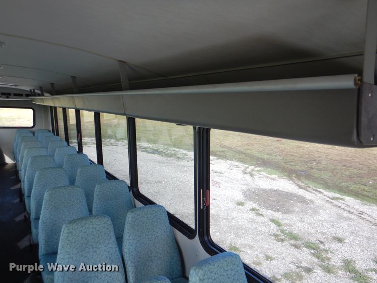 image for item HT9477 2009 International 3200  shuttle bus