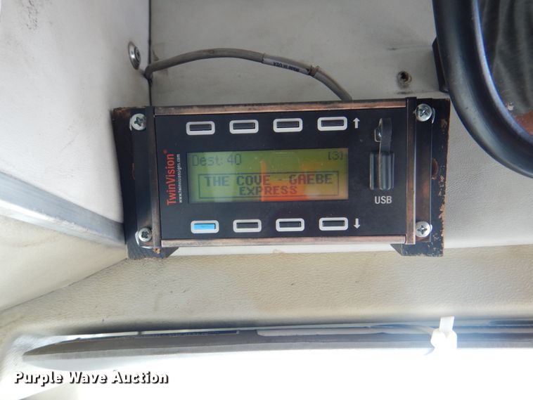 image for item HT9477 2009 International 3200  shuttle bus