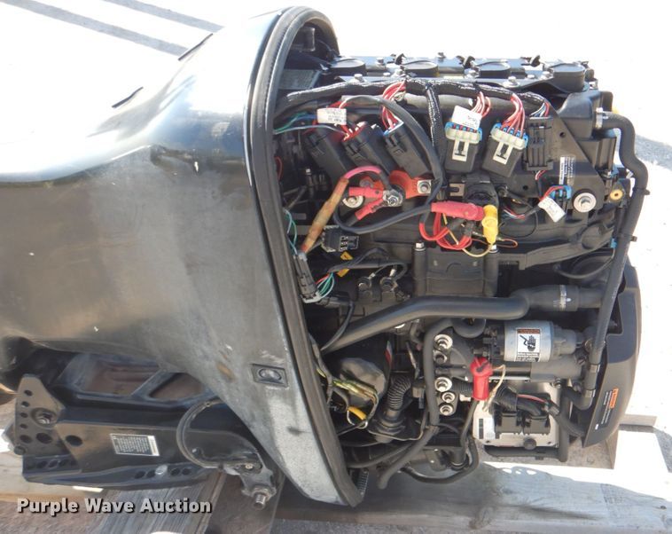 image for item HT9483 2012 Mercury 115  outboard engine