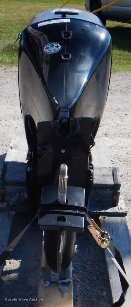 image for item HT9485 2012 Mercury 115  outboard engine