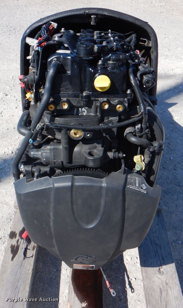 image for item HT9485 2012 Mercury 115  outboard engine