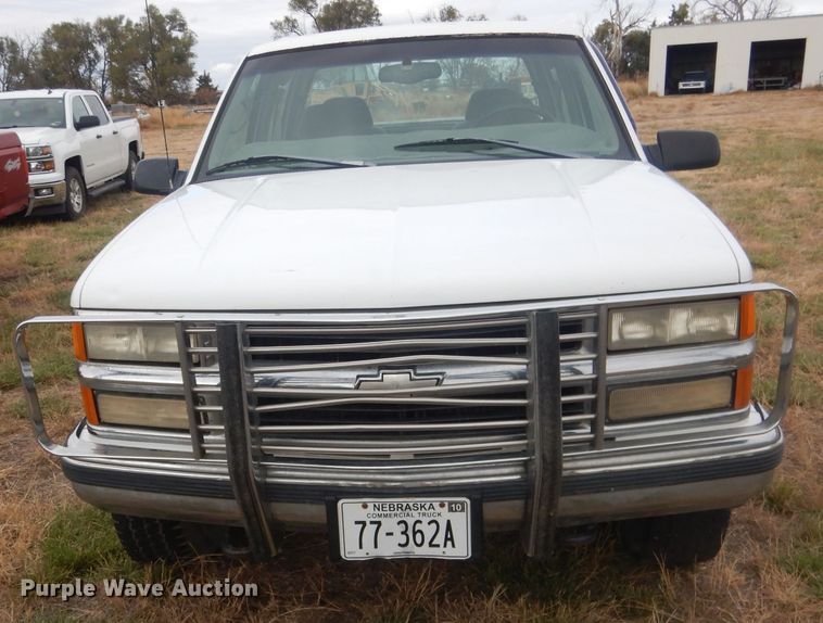 image for item HU9308 1998 Chevrolet K1500  Crew Cab pickup truck