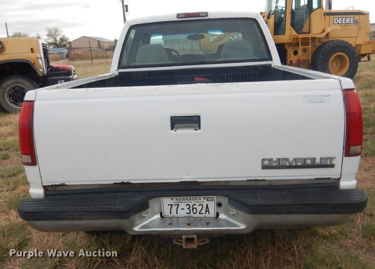 image for item HU9308 1998 Chevrolet K1500  Crew Cab pickup truck