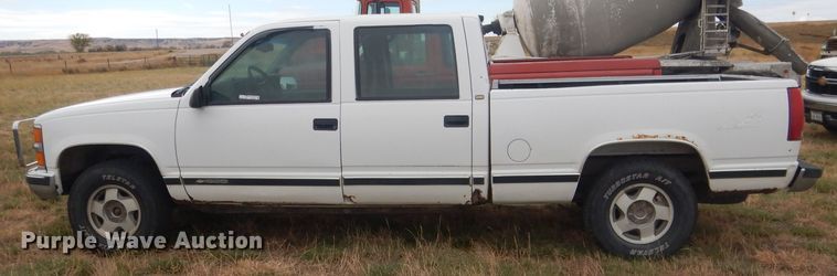 image for item HU9308 1998 Chevrolet K1500  Crew Cab pickup truck