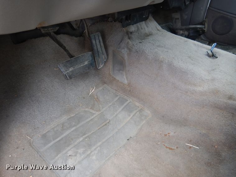 image for item HU9308 1998 Chevrolet K1500  Crew Cab pickup truck