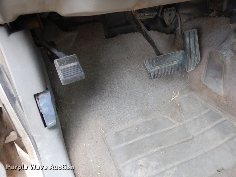 image for item HU9308 1998 Chevrolet K1500  Crew Cab pickup truck