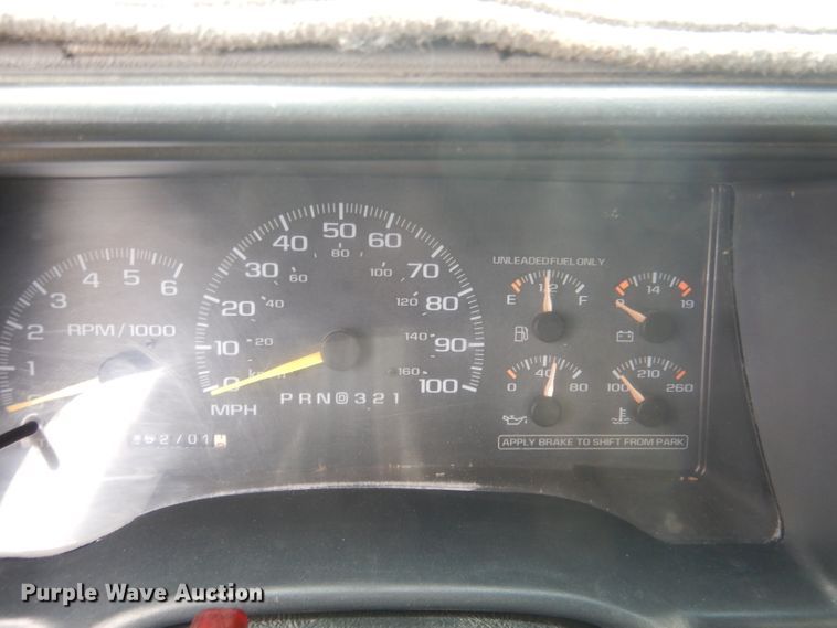 image for item HU9308 1998 Chevrolet K1500  Crew Cab pickup truck