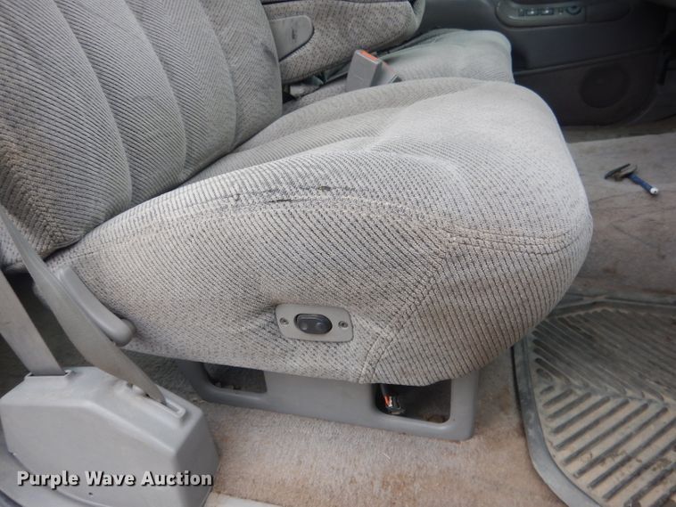 image for item HU9308 1998 Chevrolet K1500  Crew Cab pickup truck