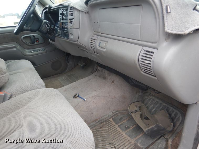 image for item HU9308 1998 Chevrolet K1500  Crew Cab pickup truck